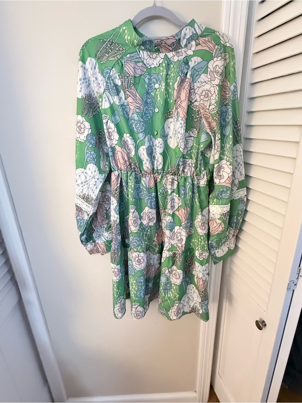 SHEIN Green Floral Long Sleeve Mini Dress